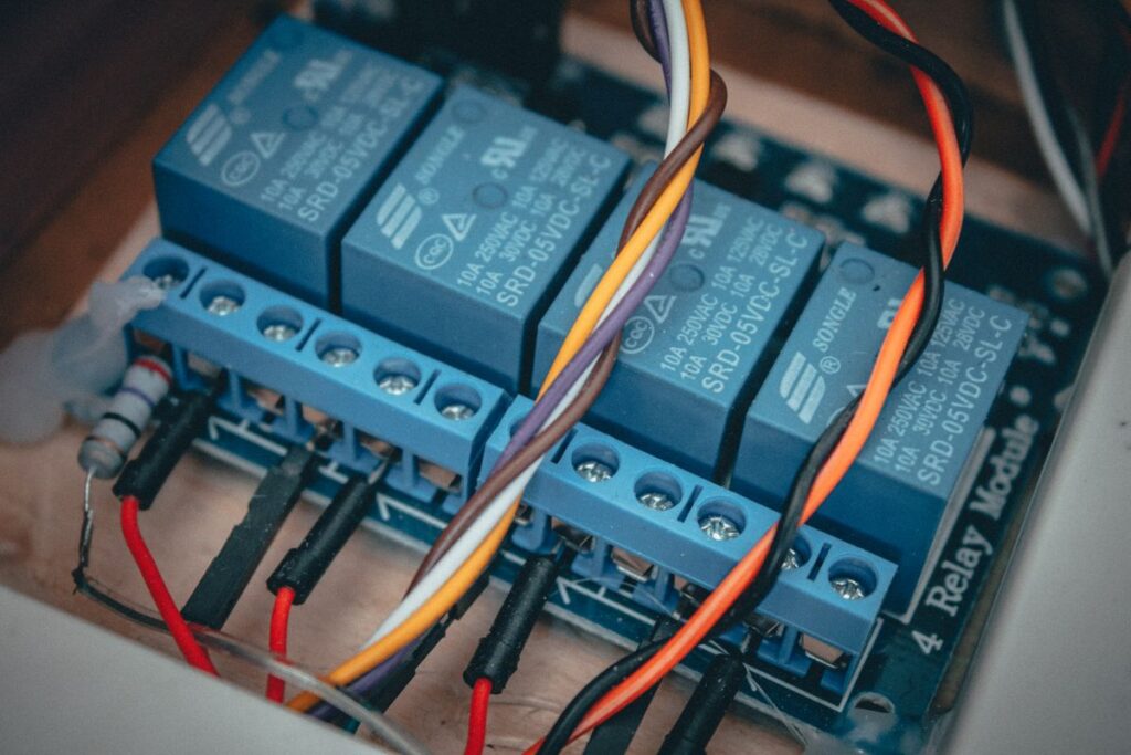 Relay modules with colored wiring